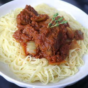 White Spaghetti & Stew with Chicken
